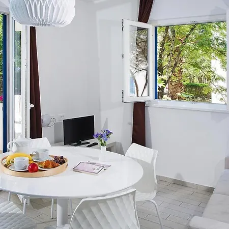 In Aminess Port 9 Residence, With Pools 公寓 科尔丘拉
