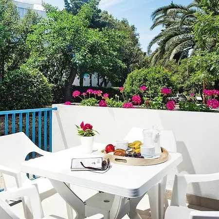 In Aminess Port 9 Residence, With Pools 公寓